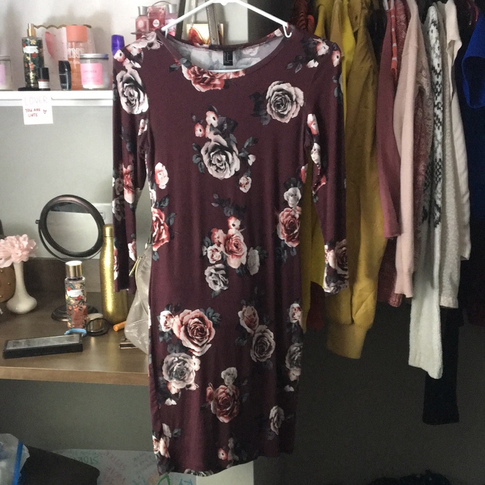 Burgundy floral forever 21 bandage dress
